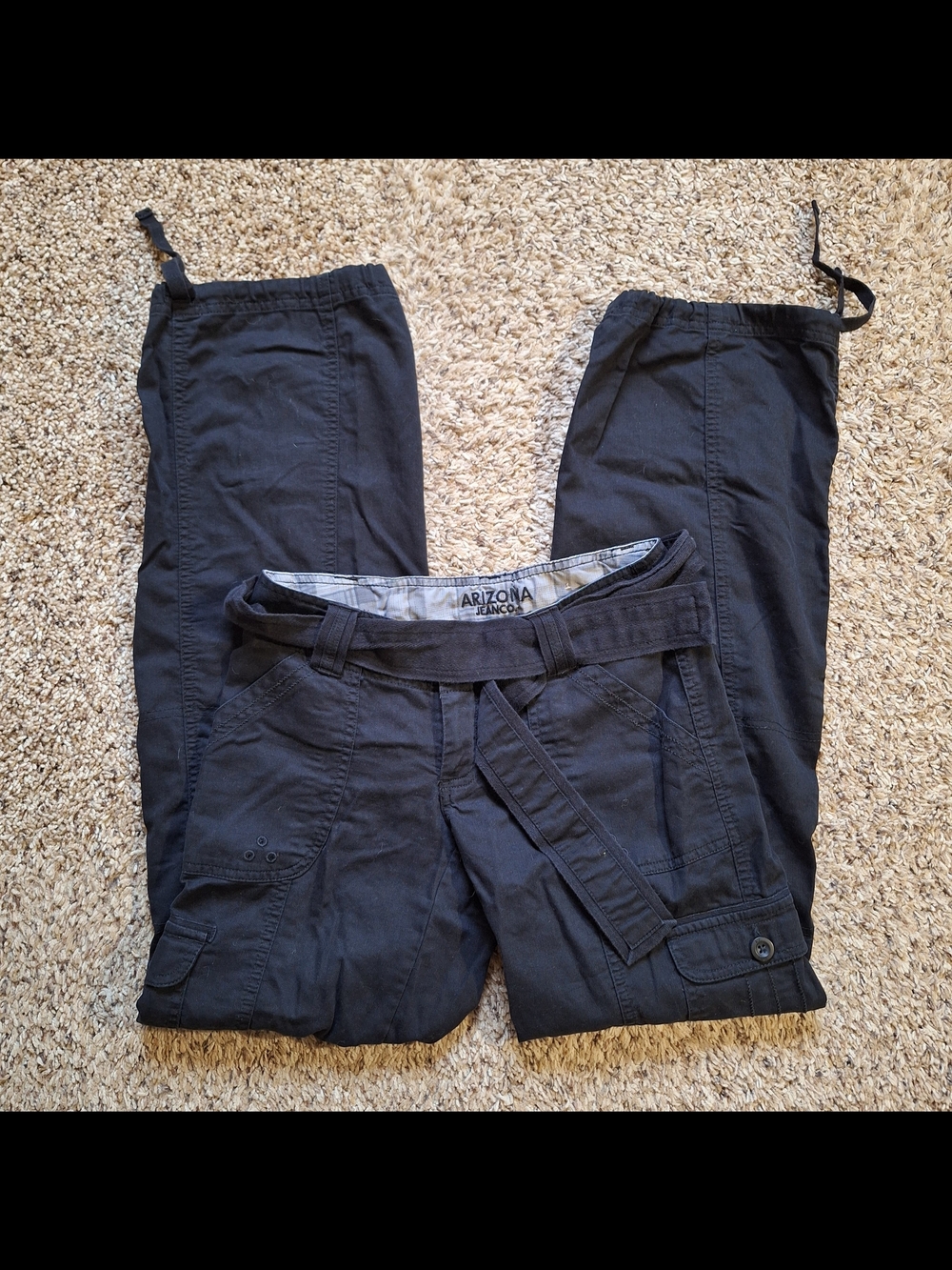 Vintage Arizona Jean Co Y2K Belted Low Rise Black Cargo Pants - Size 0